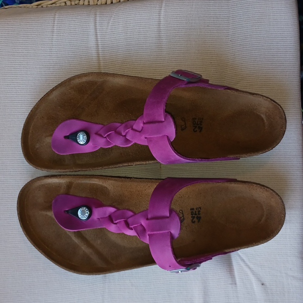 Birkenstock~Gizeh Braided Sandal in fuchsia